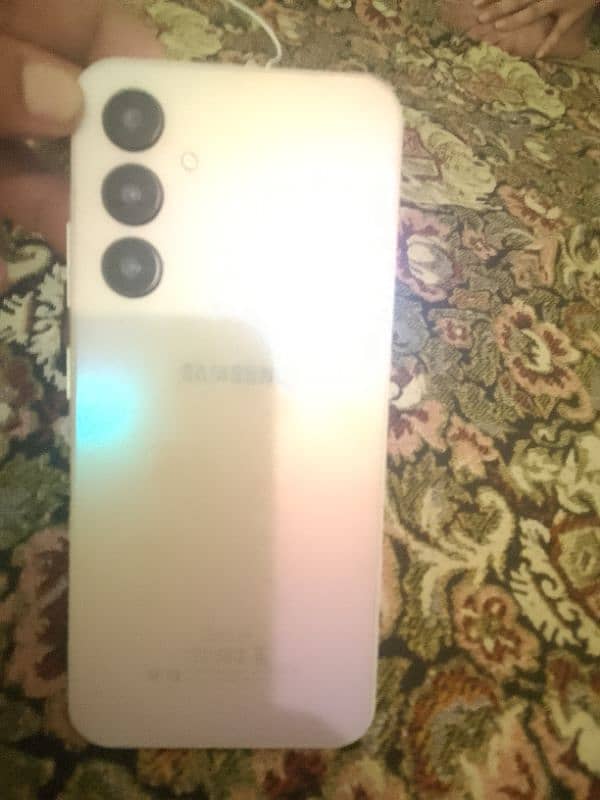 Samsung A75 model for sale 0