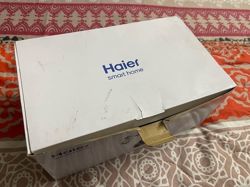 Haier Garments Steamer HSR-3000 1