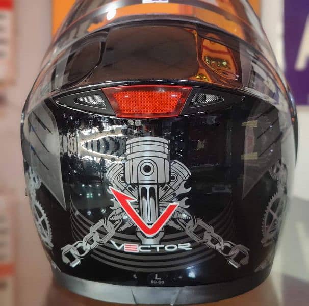 vector filpup helmet. 1