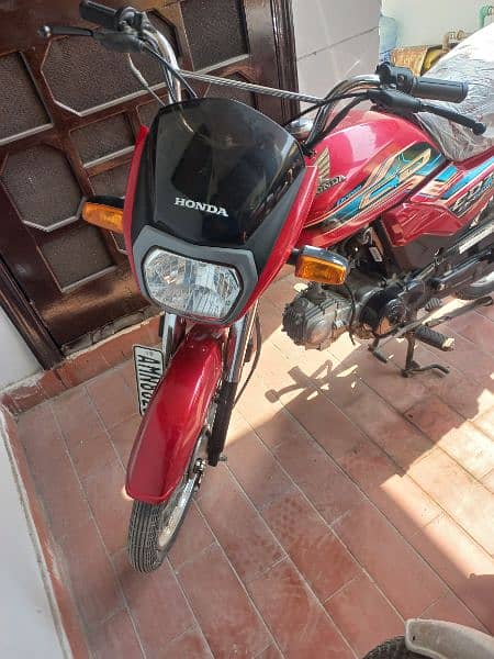 Honda CD 70 Dream 2022 Red 3