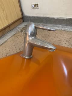 "Orange Basin with Full Equipment for Sale – Gulberg 3, Lahore"