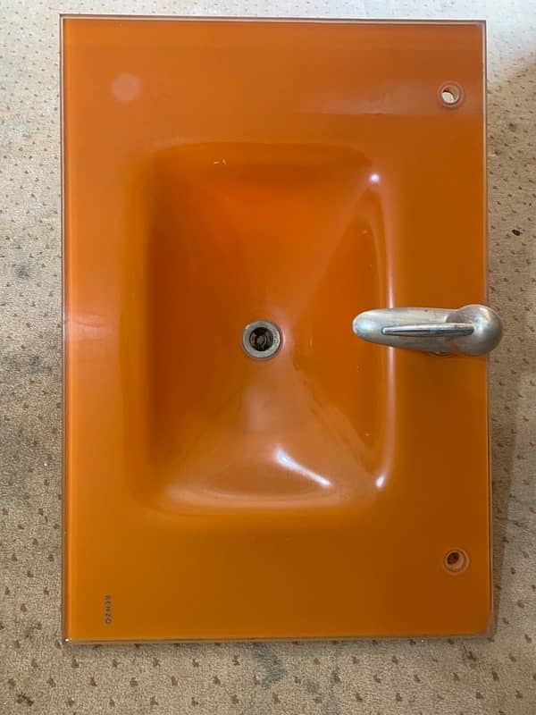 "Orange Basin with Full Equipment for Sale – Gulberg 3, Lahore" 2