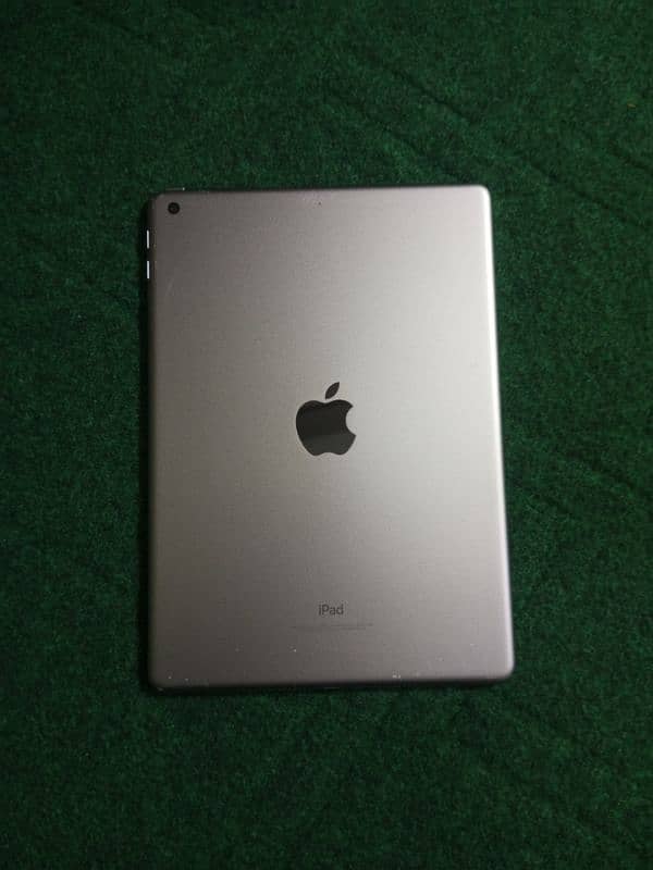 iPad 6th Generation 1