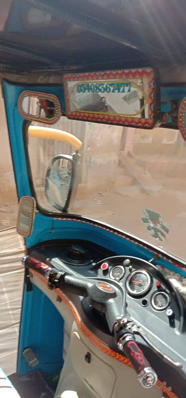 Sazgar Rikshaw 2022 original condition LPG hai,battery 5 month warenty 2