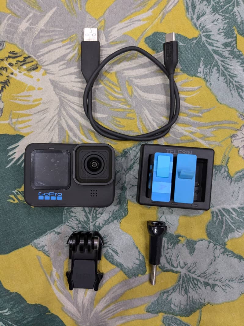 Gopro Hero 10 Black Just Box open 0