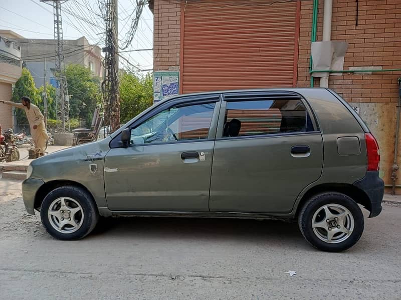 Suzuki Alto 2010 5