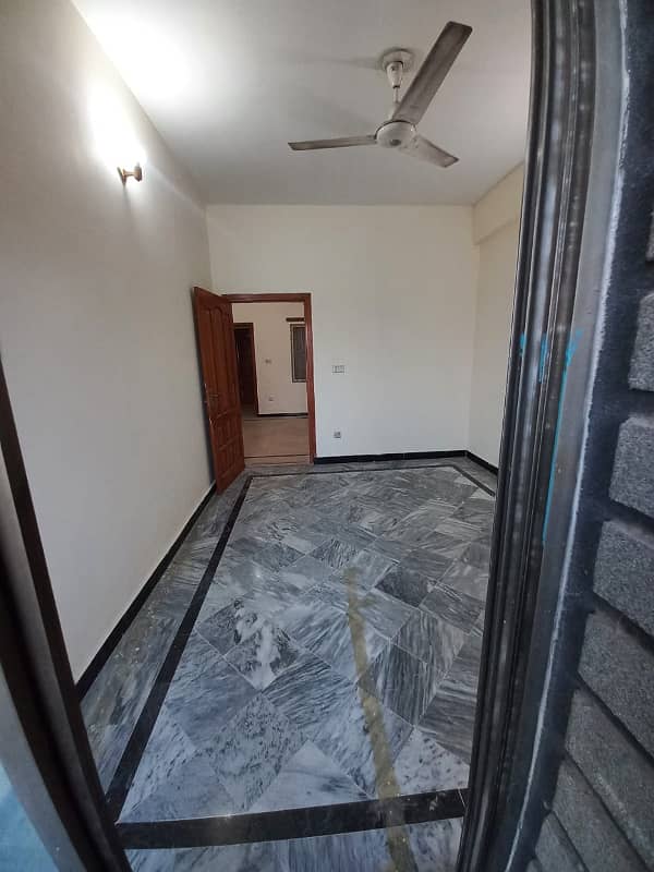 2 bed flat for rent in G15 markaz Islamabad 7