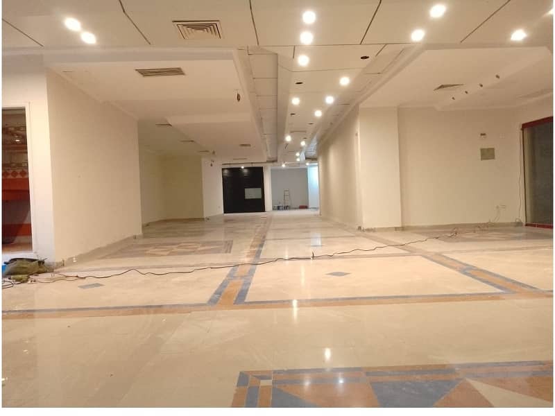 Area 1300 square Feet Brand New Corporation Office Available For Rent in Gulberg 3 Lahore 6