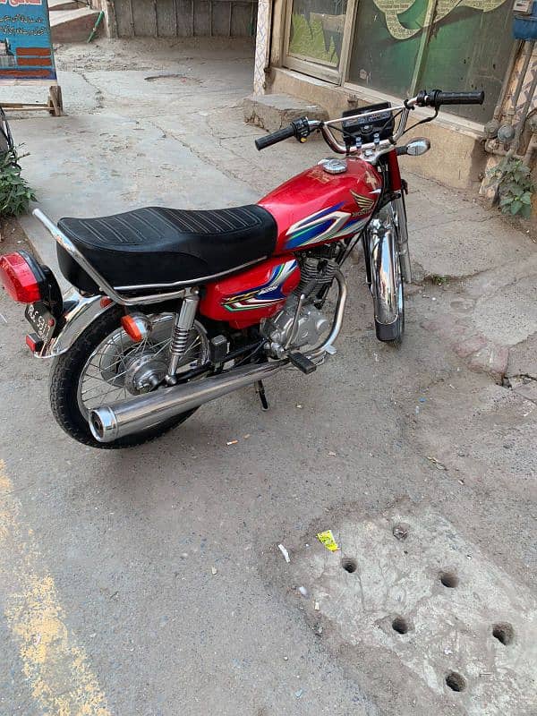 Honda 125 total ganman 8931 km original used only 12