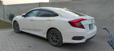 Honda Civic Oriel 2019