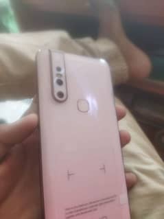 vivo v15 8/256 0