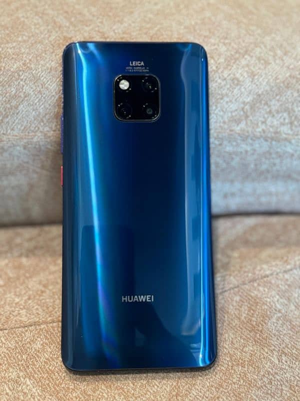 HUAWEI MATE 20 PRO. OFFICIAL PATCHED 3