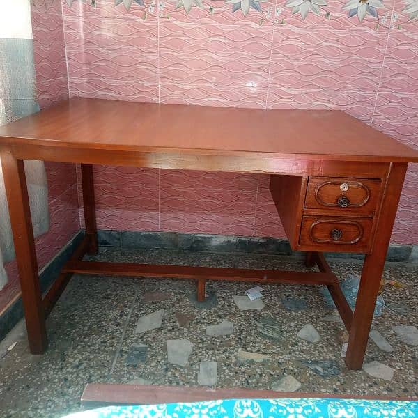 Study Table, Just got it brand new 0% use 2