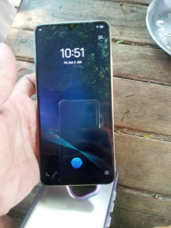 vivo s1pro 8 128 ,,10.10 5