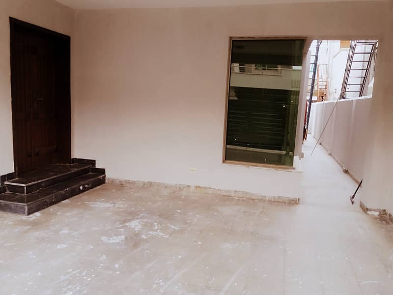 12 Marla 4 Bed House For Sale In Askari 11 Lahore. 21