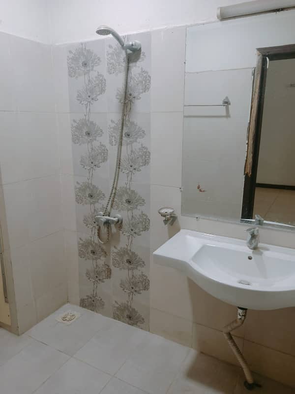 12 Marla 4 Bed Flat For Sale In Askari 11 Lahore 13