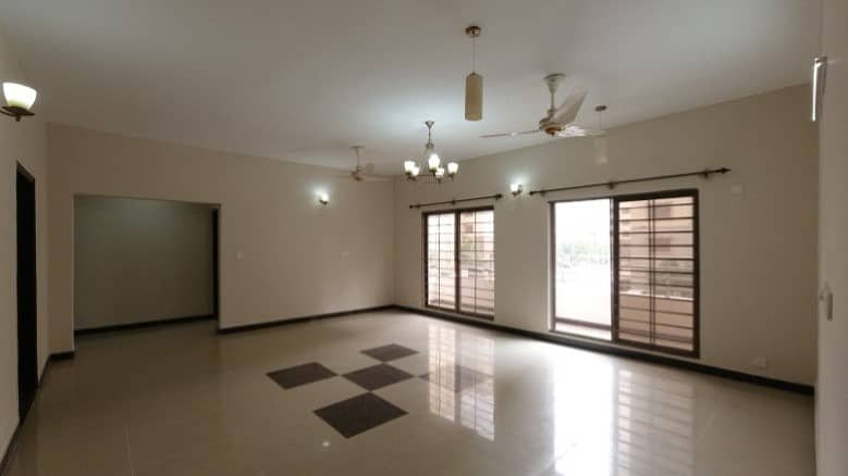 2600 Square Feet Flat Up For sale In Askari 5 - Sector F 1