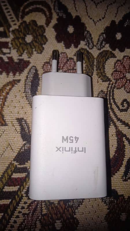 Infinix 45 watt charger 3