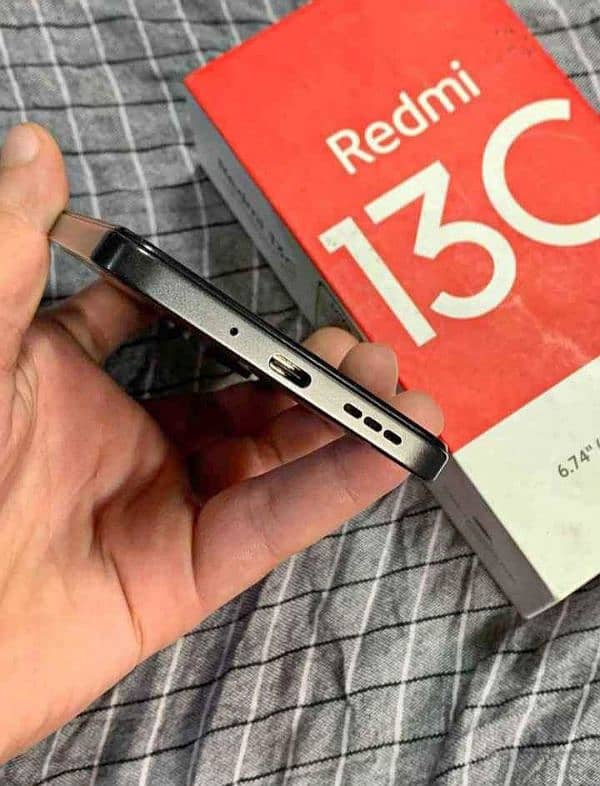 redmi 13c black colour 3