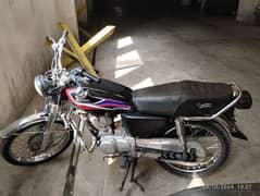 motorcycle good condition engine mein koi Kam Nahin engine okay