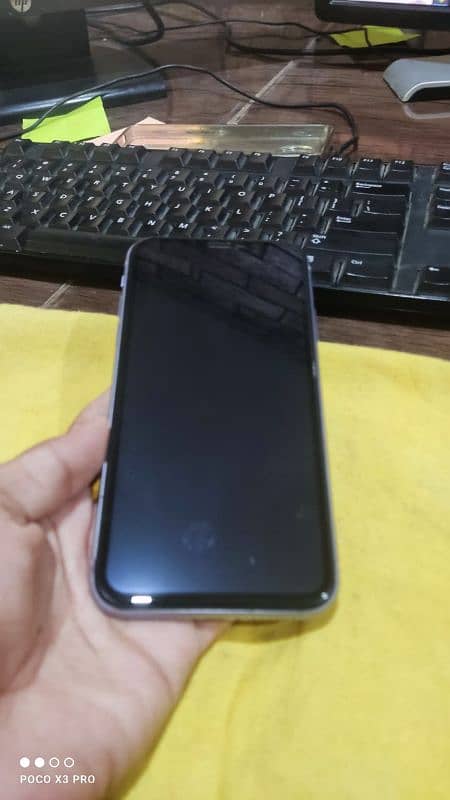 iPhone 11 128GB 3