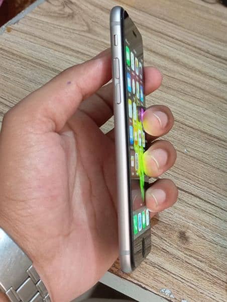 iPhone 6 (16 GB) Non-PTA 5