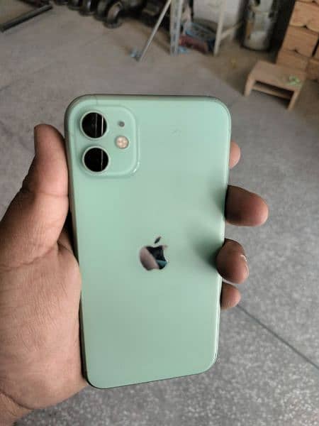 iPhone 11 ha 64 gb Non pta JV ha likin condition 10 by 10 ha Waterpack 6