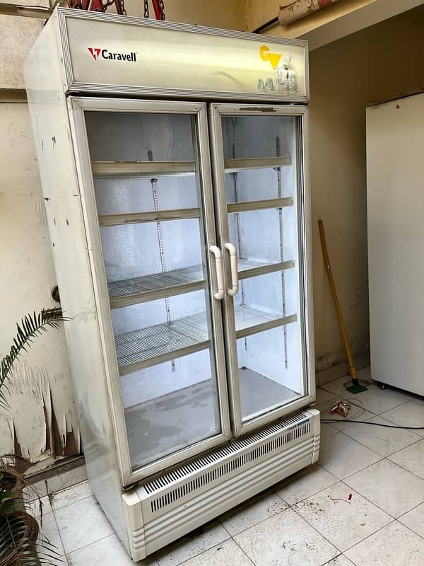 Visi Chiller double door Caravell 1