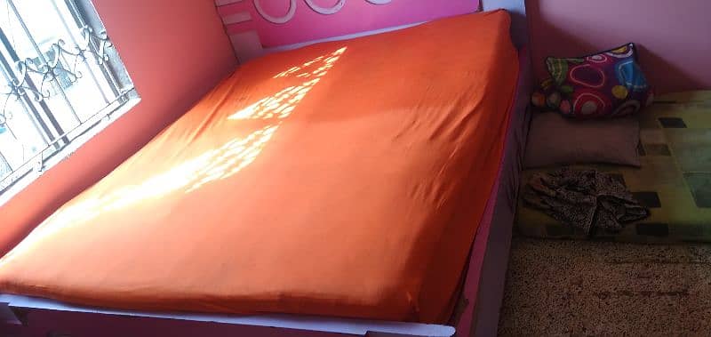 Double Bed With Spring Mattress Only Material Laminate 2