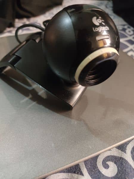 Logitech QuickCam E 3500  1.3 MP Webcam 6