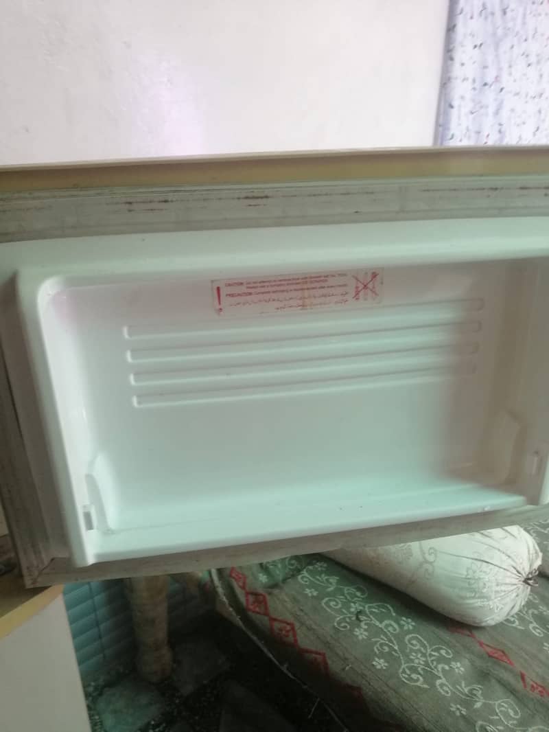 Pell (used) Refrigerator 1