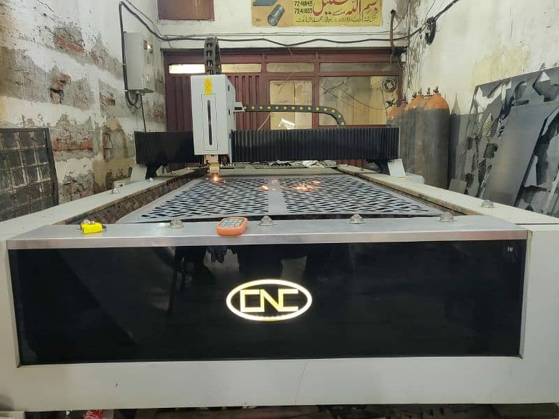 CNC Fiber Laser Cutting Machine 0