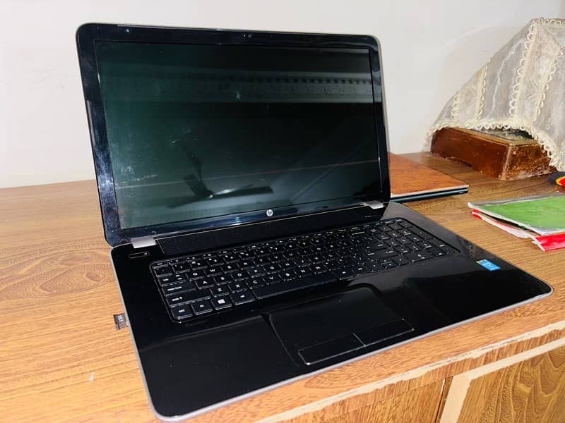 HP Pavilion 17 2