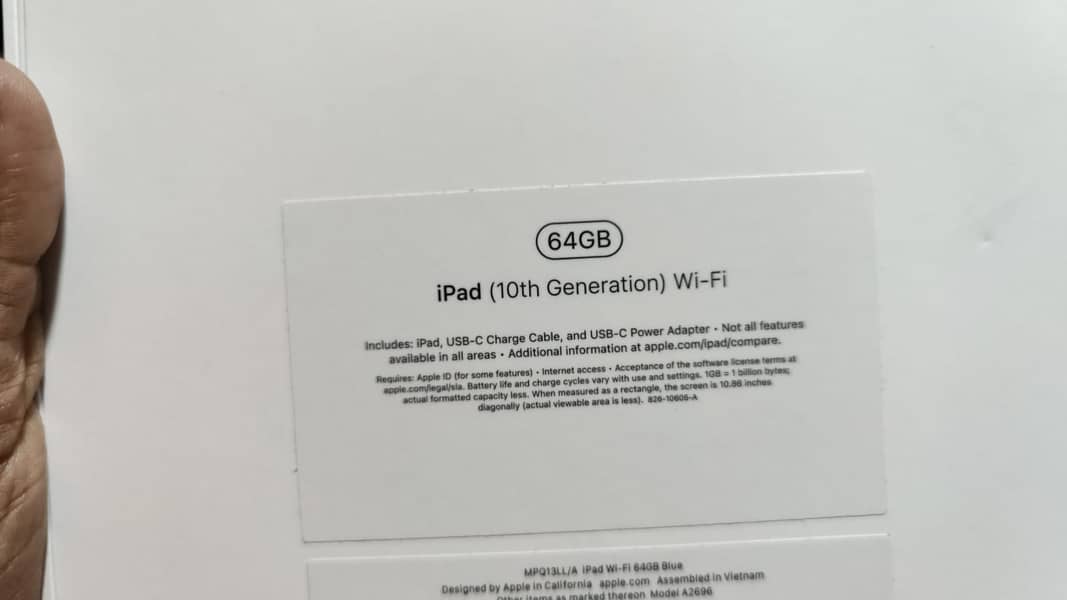 Apple ipad 10th generation 64gb blue color 1