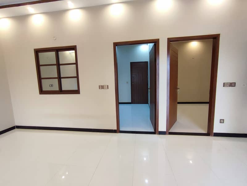 For Rent 2 bed dd / Bufferzone Sector 15-A1 1