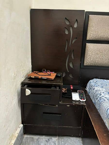 Bedroom set for sale. Perfect Condition 7