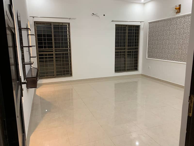 Kanal Upper Portion For Rent 9