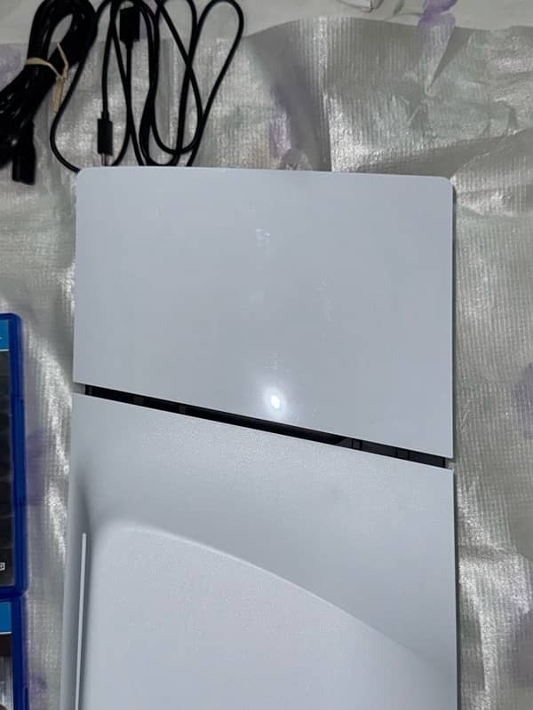 Ps5 Slim 1tb brand new condition 5