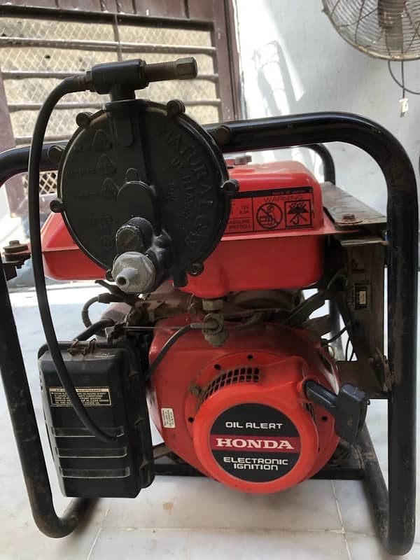 Original HONDA GENERATOR 2.5 KVA (Made in Japan) 3