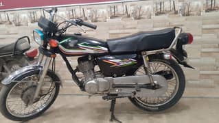 Honda 125 complete paper 2003 model Lahore Number urgent seel