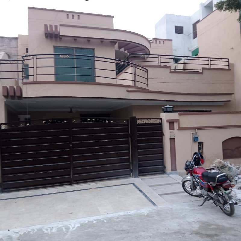 10 Marla Full House Available For Rent in DHA Phase 3, Lahore Cantt 9