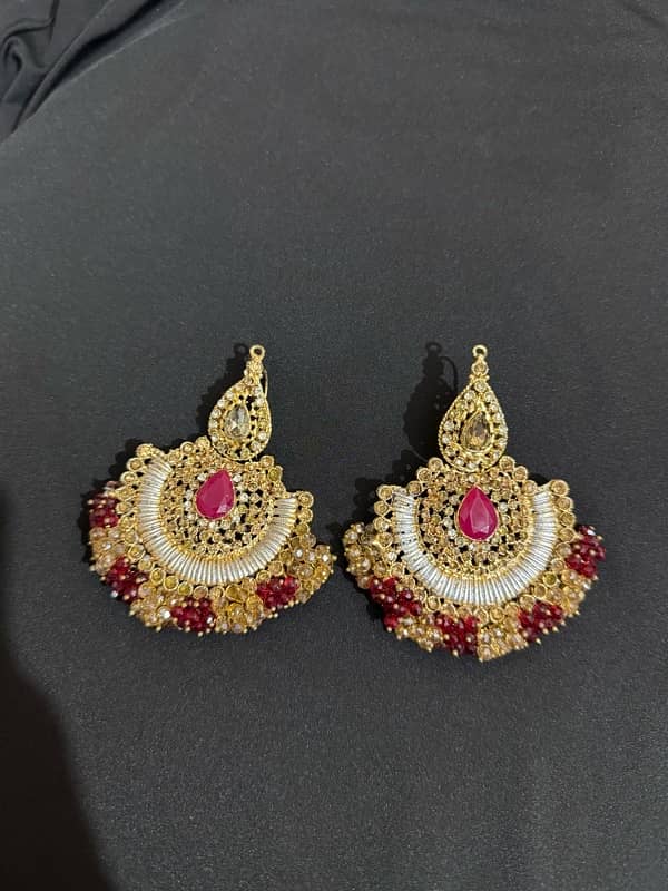 Earrings 1