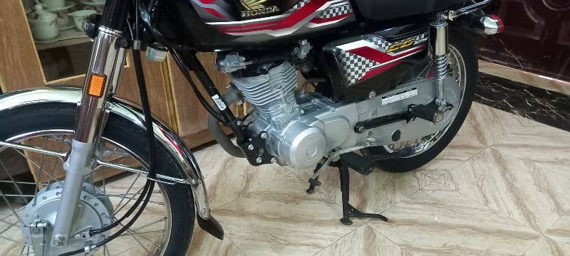 Honda CG 125 2024 1