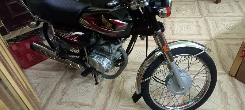 Honda CG 125 2024 5