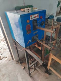 Spot welding machine