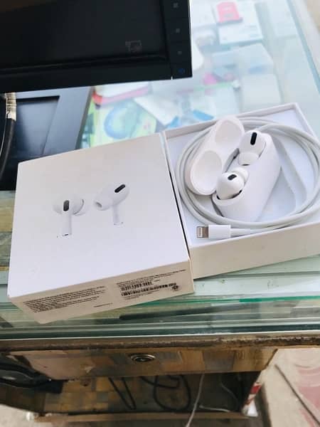 original iairpod with box 2