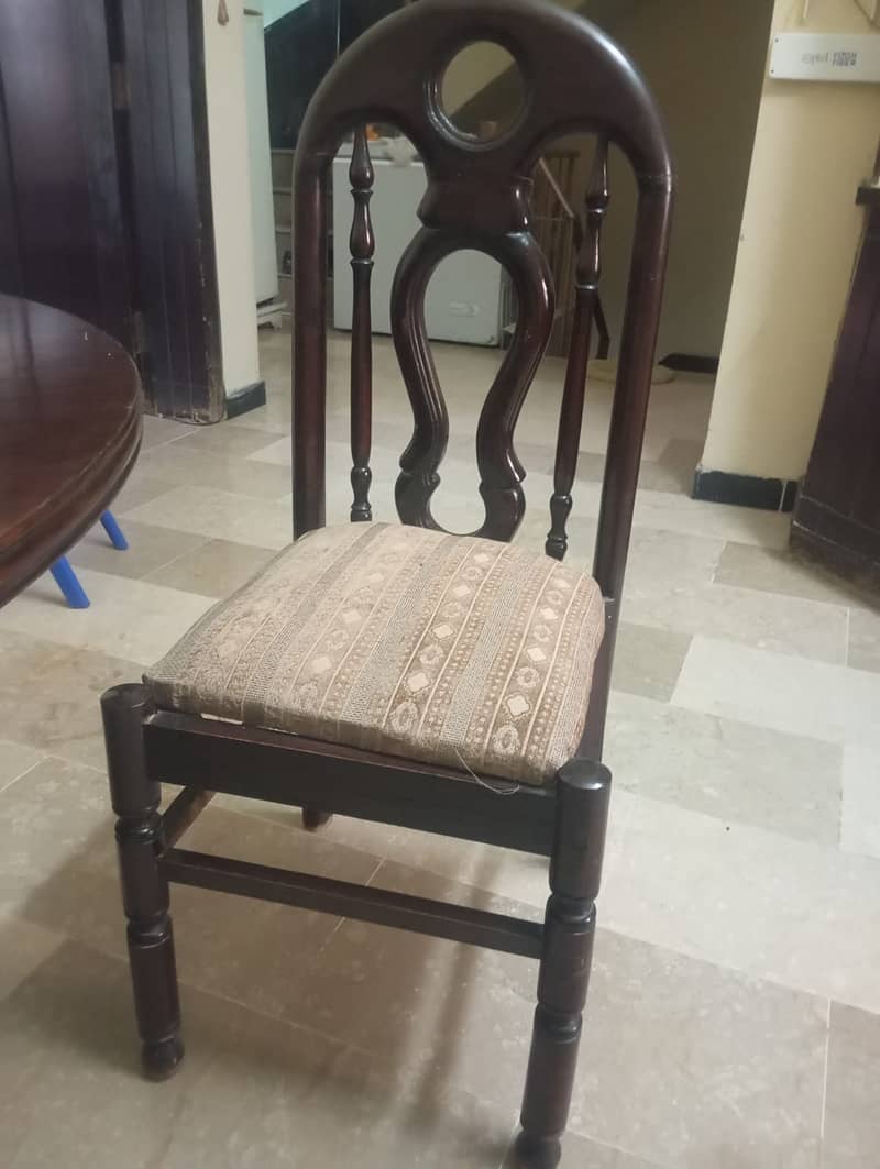 Used furniture 4