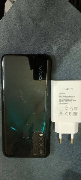 vivo y30 3