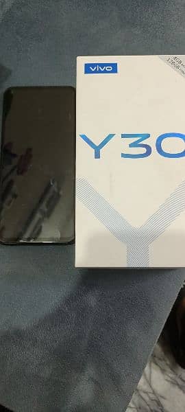 vivo y30 4