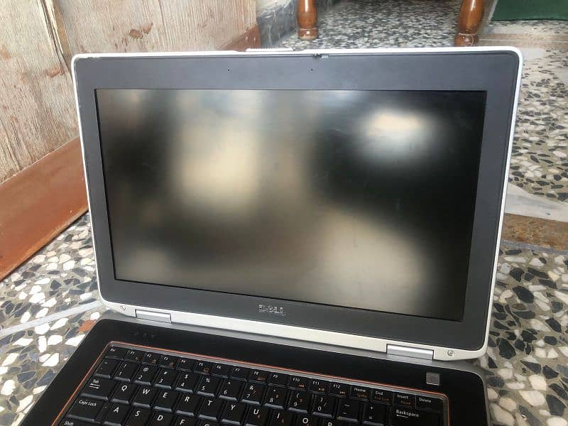 Dell latitude E6420

Core i5 2nd generation 10/10 Condition 2